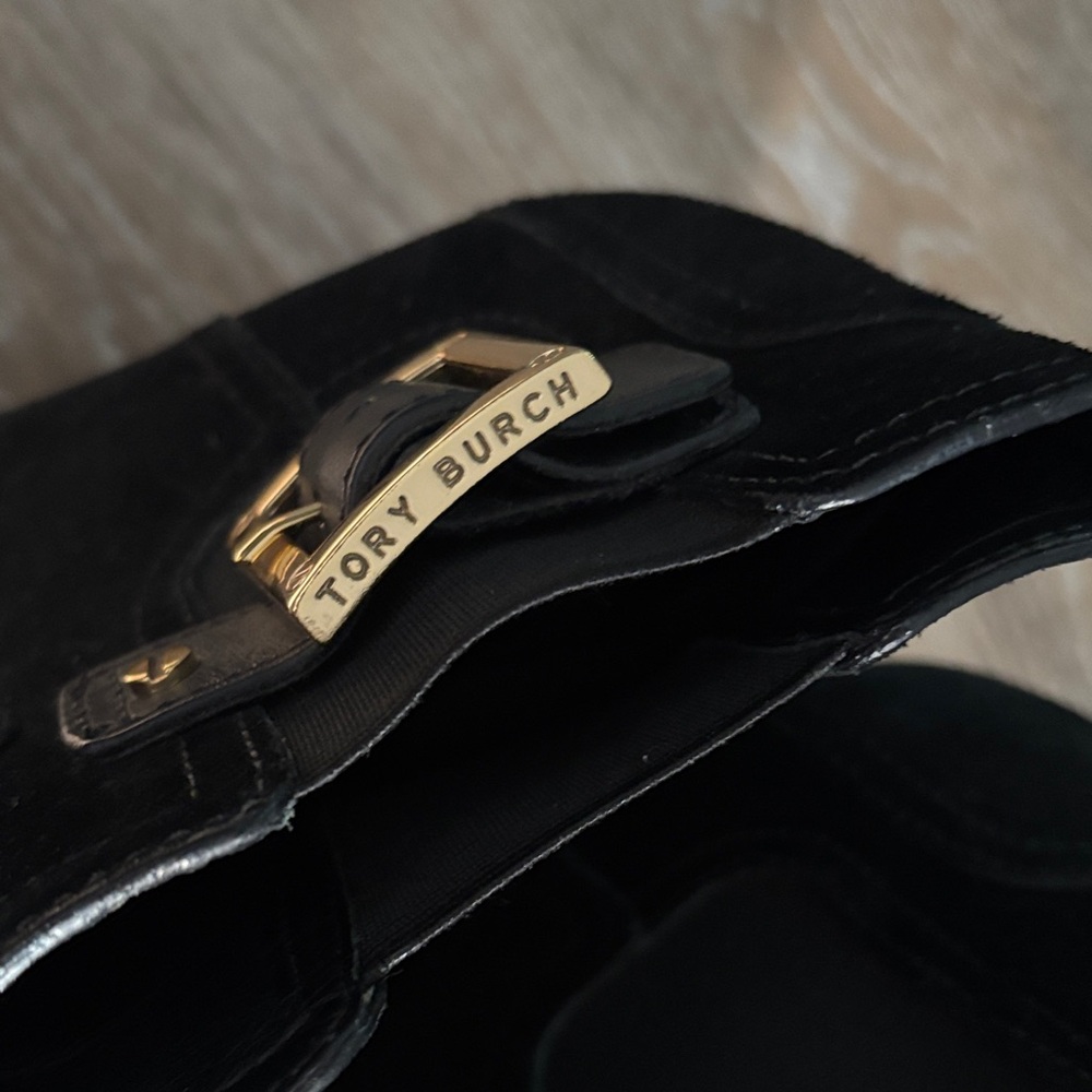 Tory Burch Elegant Black Ankle Boots with Gold Buckle - Picture 2 of 5
